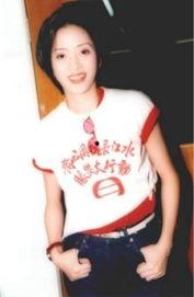 梅艳芳生活照街拍,经典瞬间捕捉永恒魅力