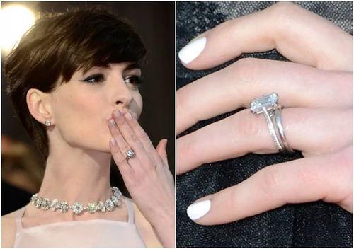 明星叠戴戒指,明星叠戴戒指的时尚演绎